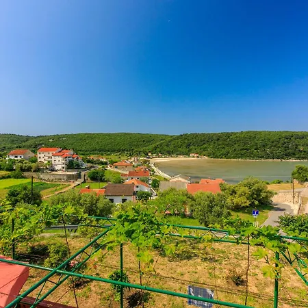 Apartman Carmen Kampor