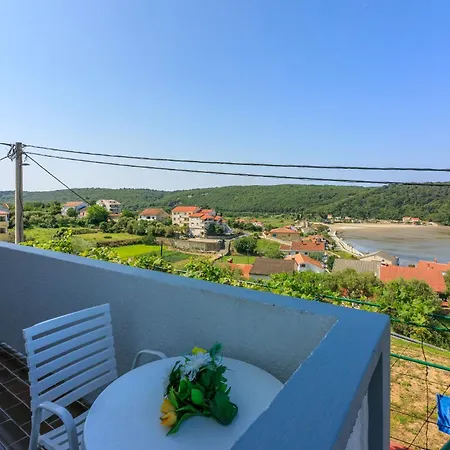 Carmen Apartman *