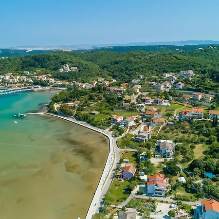 Carmen Apartman