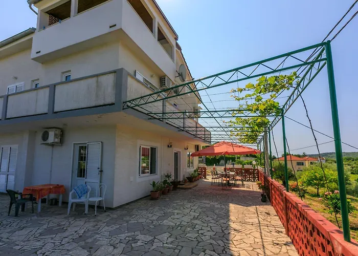 Apartament Carmen Kampor