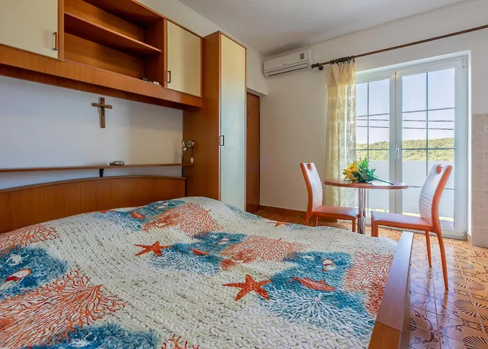 Carmen Apartment